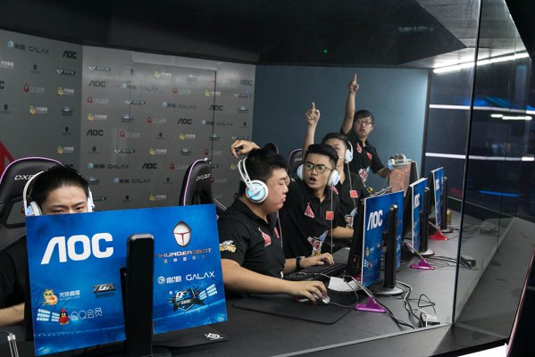 网坛传奇纳 网坛传奇纳